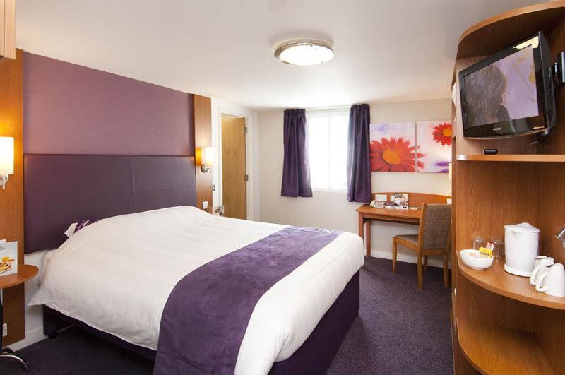 Premier Airport Hotel 3*
