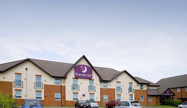 Hotel Premier Airport 3*